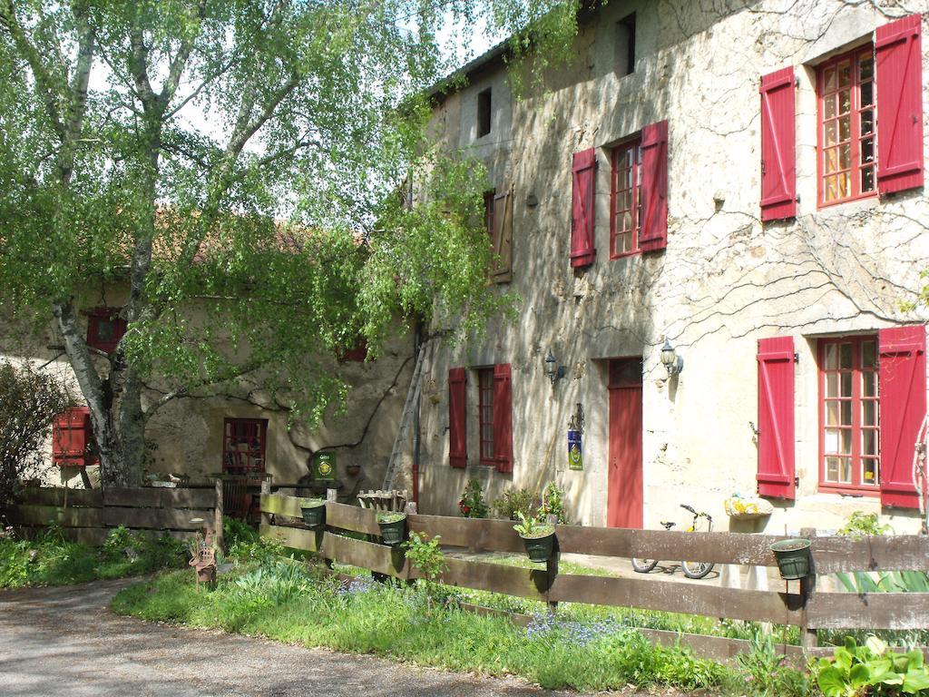 La Flambee Hotel Blond Exterior photo